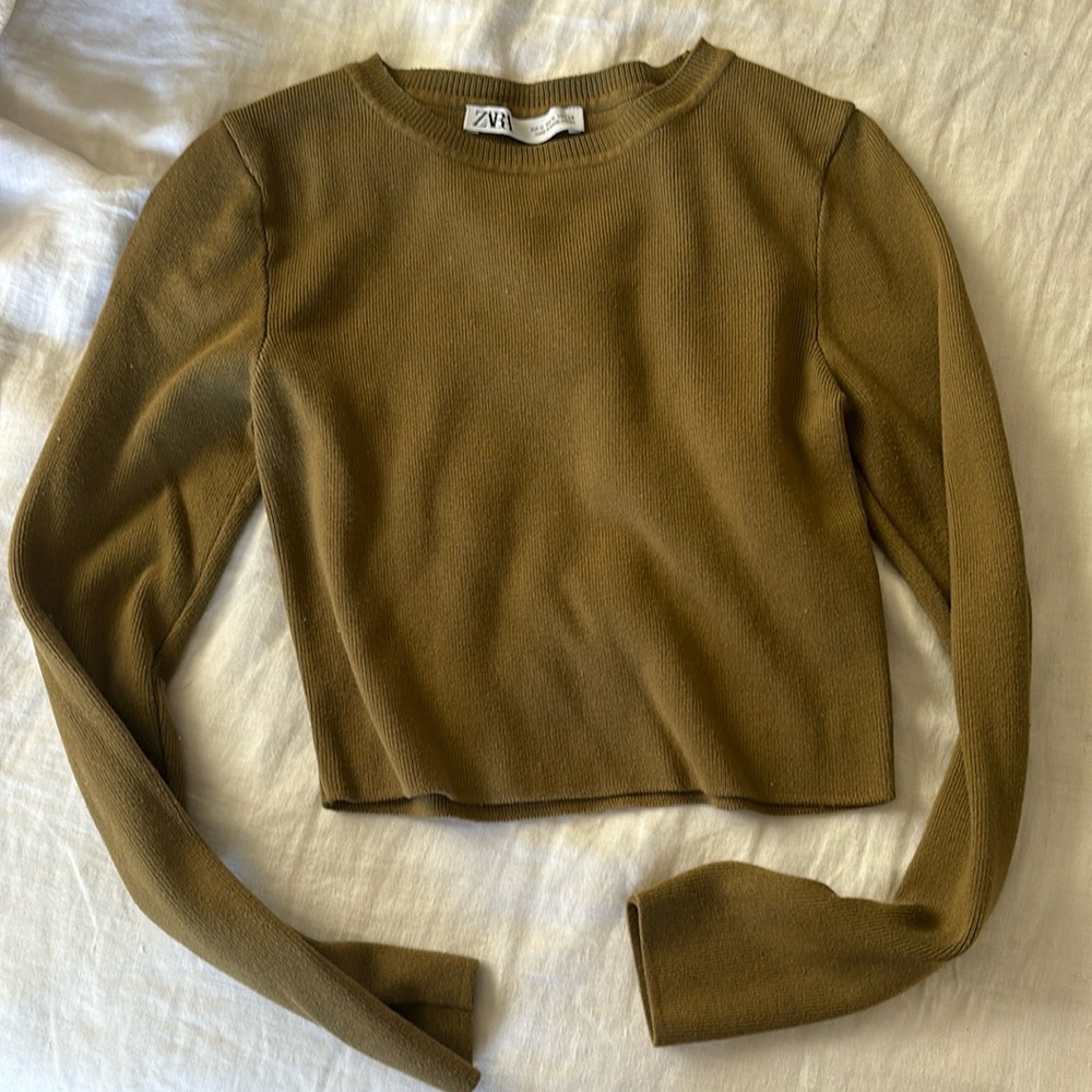 Zara Green Cropped Sweater- Small
